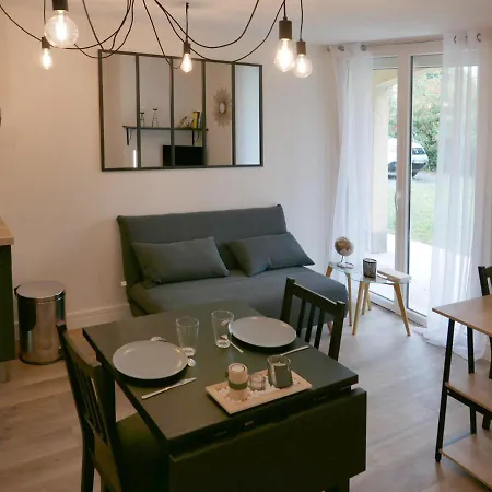 Apartment Au 3 Rue Manhes