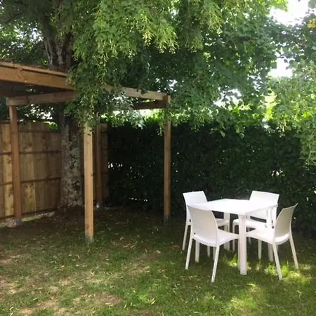 Au 3 Rue Manhès