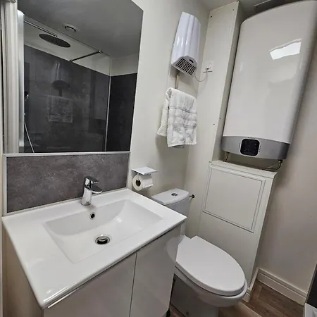 Apartment Au 3 Rue Manhes Albi