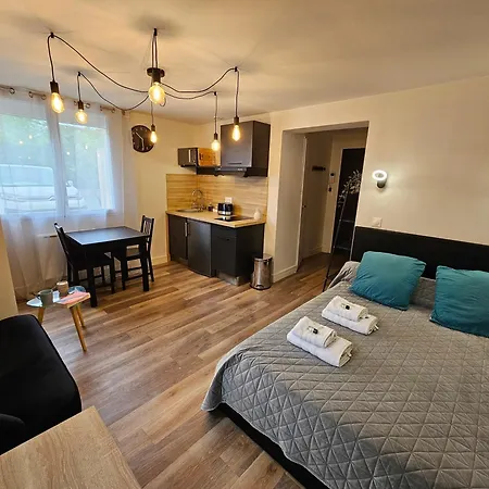 Apartment Au 3 Rue Manhes *
