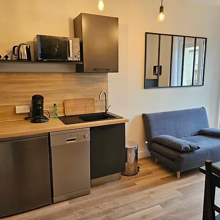 Apartment Au 3 Rue Manhes *