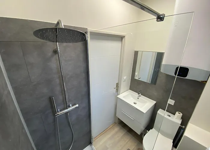 Apartment Au 3 Rue Manhes *